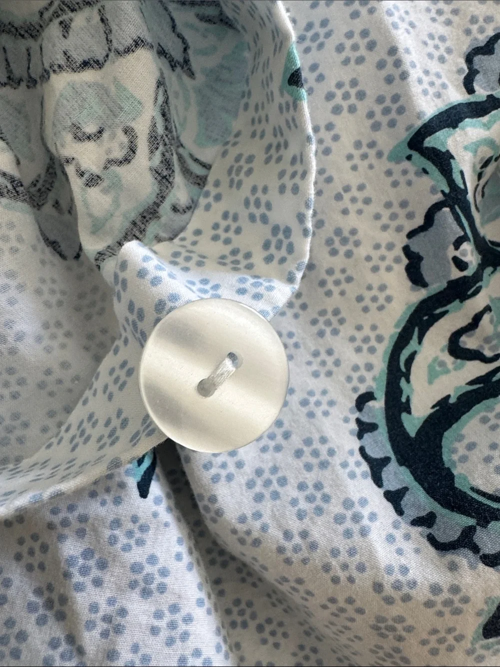 Anthropologie John Robshaw dahara twin Blue Medallion Cotton duvet cover set.